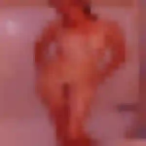 Saly (34 ans) à Haveluy attend une rencontre ce soir
