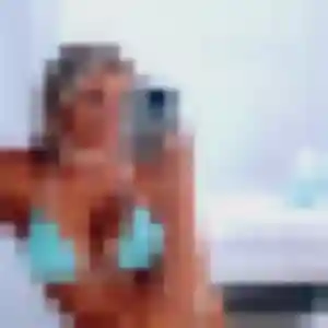 Nadia, 42 ans, en ligne à Heudicourt pour une rencontre coquine