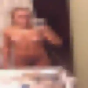 Mériem, 21 ans, disponible à Hondainville pour un rencontre adulte