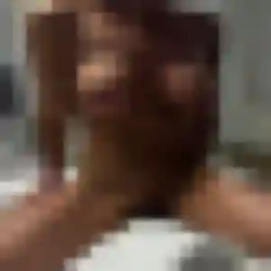 Charmante Daba, 40 ans à Houdan - la contacter