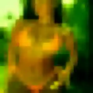 Karima de Houplines, 25 ans - rencontre adulte discret