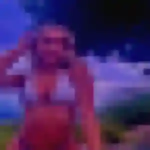 Rejoins Faustine, 38 ans à Illiers-Combray gratuitement