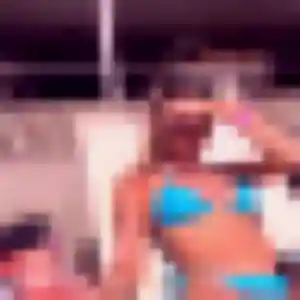 Ophélie, 23 ans, cherche un rencontre adulte à Inchy