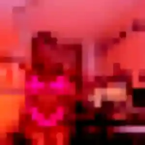 Photo privée de Zuri, 20 ans à Irodouër - rencontre coquine