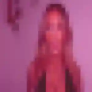 Saly, 31 ans, connectée à Isola pour une rencontre coquine