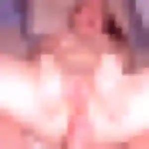 Photo de Déborah à Ispagnac (26 ans) - rencontre adulte discret