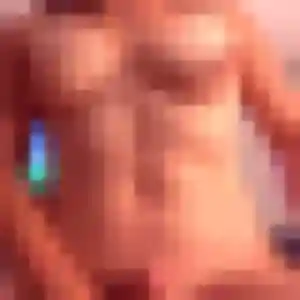 Photo sexy de Adaeze, 34 ans à Jaulgonne - plan discret