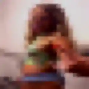 Photo de Farida à L'Hermenault (19 ans) - rencontre adulte anonyme