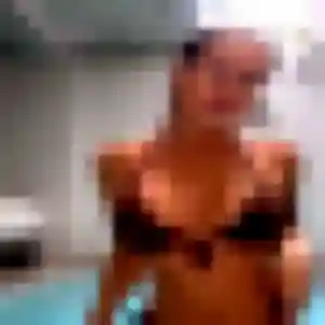 Bernadette, 40 ans, cherche un rencontre adulte à La Bernardière