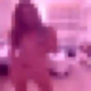Wilda, 40 ans, disponible à La Chapelle-de-la-Tour pour un rencontre adulte