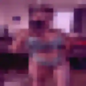 Photo privée de Amira, 45 ans à La Londe - plan discret