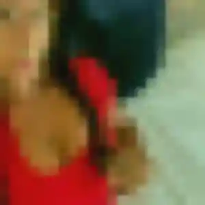Célestine, 23 ans, cherche un rencontre adulte à Labastide-Marnhac