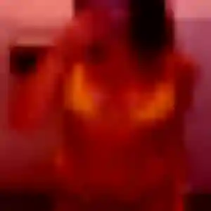 Yetunde, fille de 24 ans cherche rencontre adulte à Labessière-Candeil