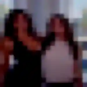 Rejoins Farida, 25 ans à Lagor en privé