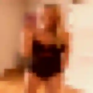 Yolène, 23 ans, dispo pour rencontre adulte à Lambesc