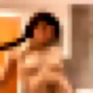 Profil de Delphine à Lamontgie (20 ans) - rencontre adulte discret
