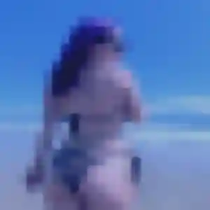 Astou, 20 ans, connectée à Lanrelas pour une rencontre coquine