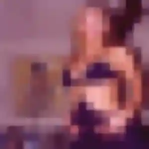Ramatoulaye, 28 ans, connectée à Lapte pour un rencontre adulte