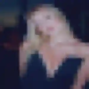 Découvre Kimberley, 19 ans à Larajasse gratuitement