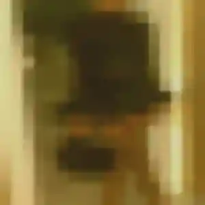 Rejoins Adélaïde, 23 ans à Laroin en t'inscrivant