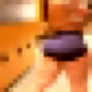 Djeneba, fille de 19 ans propose rencontre adulte à Le Castelet