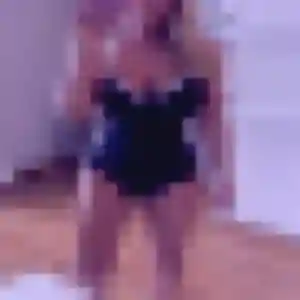 Contacte Roxane, 28 ans à Le Doulieu gratuitement