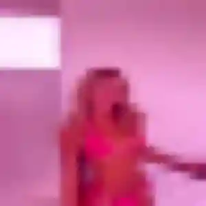 Sylvie (22 ans) à Le Plessis-Pâté attend un rencontre adulte maintenant