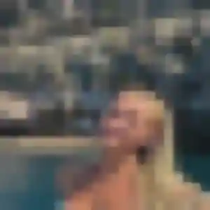 Aida, 21 ans, connectée à Le Quesnoy pour une rencontre coquine