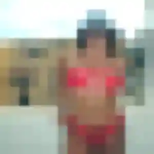Sexy Louna, 25 ans à Le Vésinet - voir sa photo