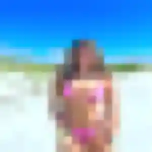 Astan (20 ans) à Lécluse attend une rencontre aujourd'hui