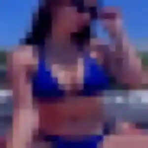 Photo de Céline à Lent (28 ans) - rencontre adulte discret