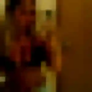 Roxane (38 ans) à Les Éparres cherche une rencontre ce soir