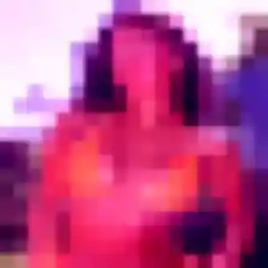 Saly de Les Ormes, 35 ans - rencontre adulte discret