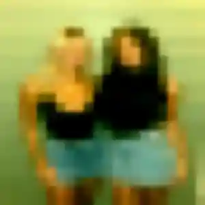 Kafui, femme de 35 ans cherche rencontre adulte à Les Portes du Coglais