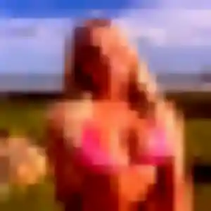 Maëva, 40 ans, en ligne à Levier pour une rencontre coquine