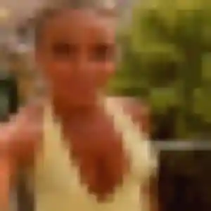 Rejoins Njeri, 25 ans à Levroux en t'inscrivant