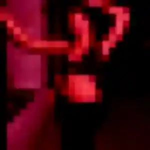 Photo exclusive de Abiodun, 30 ans à Lézinnes - plan discret