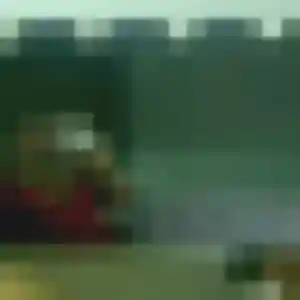 Naïma, 19 ans, en ligne à Lezoux pour une rencontre coquine