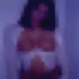 Dalila, femme de 45 ans propose rencontre adulte à Locquénolé