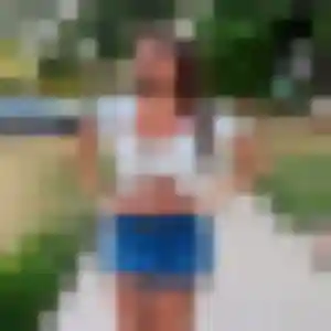 Mame, 22 ans, dispo pour rencontre adulte à Longechenal