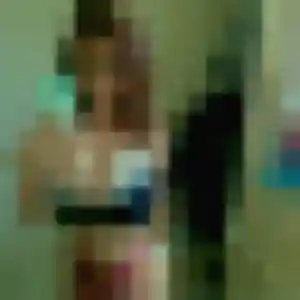 Lina, fille de 27 ans propose rencontre adulte à Lormaye
