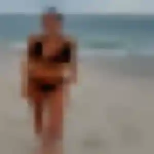 Nadia (20 ans) à Louargat attend un rencontre adulte maintenant