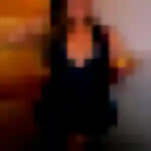Emilie, 35 ans, dispo pour rencontre adulte à Loudéac