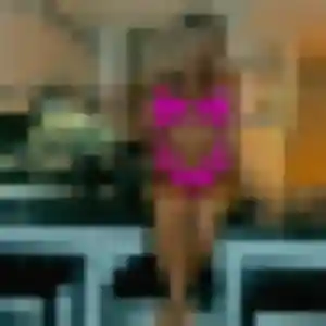 Découvre Gnilane, 25 ans à Loupes en t'inscrivant