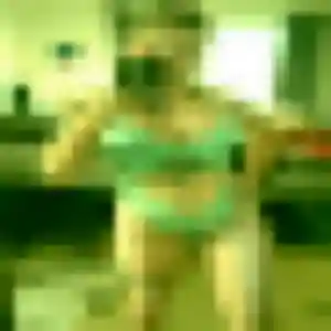 Mabinty, 45 ans, en ligne à Lourmarin pour une rencontre coquine
