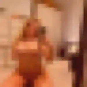 Photo de Ronke à Louvigné (32 ans) - rencontre adulte sans inscription