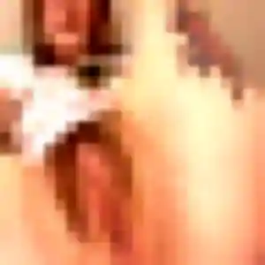 Photo exclusive de Bigué, 22 ans à Louvroil - rencontre coquine
