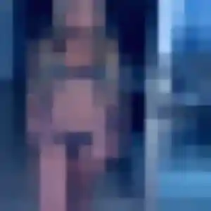 Kelly, 29 ans, connectée à Lozanne pour une rencontre coquine