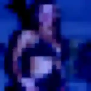 Charmante Neema, 26 ans à Lucéram - voir sa photo