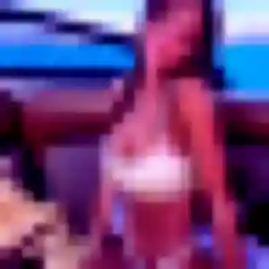 Éléonore, 19 ans, dispo pour rencontre adulte à Lyon